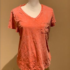 New! V-neck Pocket T